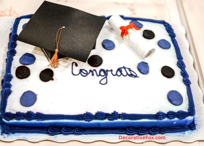 Graduation Cakes for High School
